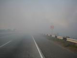 Дымовая завеса на автобане возле Запорижья